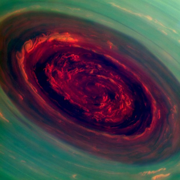 Fotografia dell'uragano al polo nord di Saturno scattata dalla sonda spaziale Cassini (Foto NASA/JPL-Caltech/SSI)