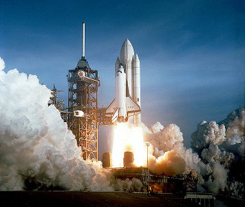 Lo Space Shuttle Columbia al suo primo decollo