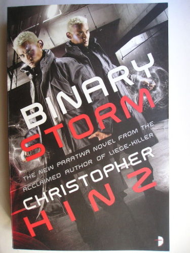 Binary Storm di Christopher Hinz