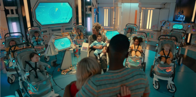 L'equipaggio de La stazione spaziale dei bambini (Immagine cortesia BBC / Disney+)